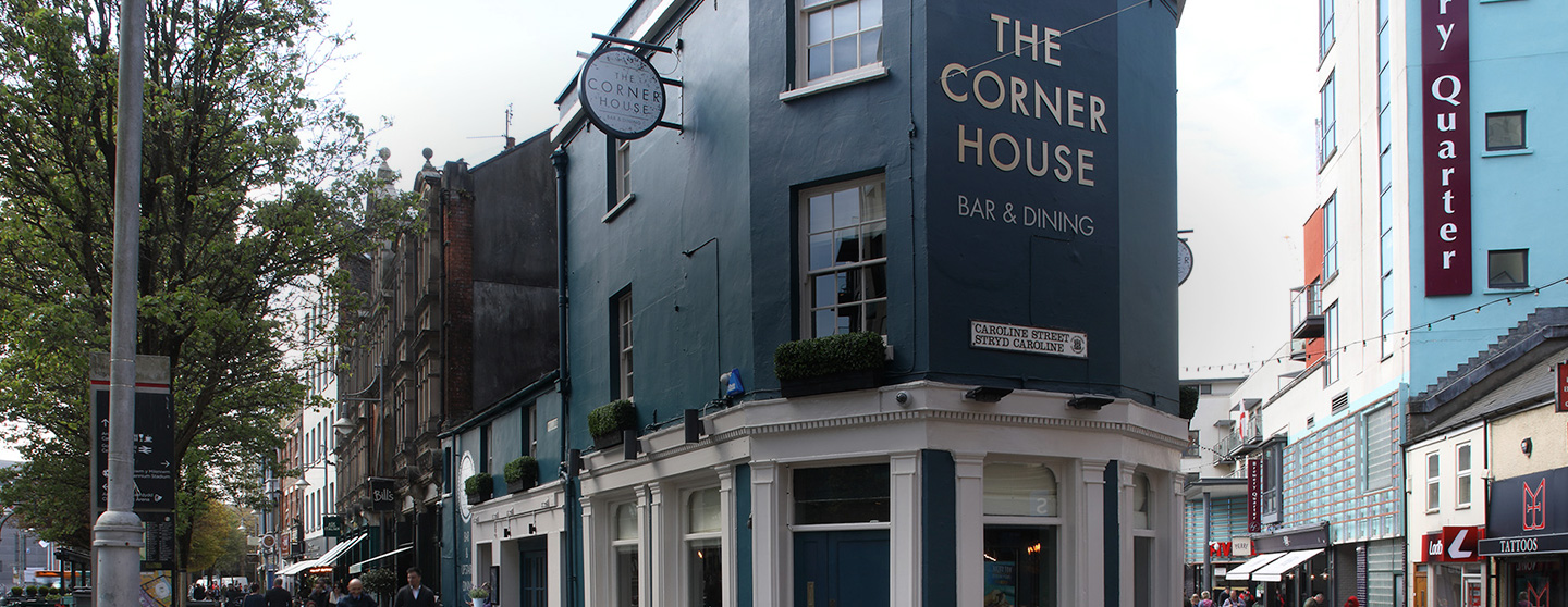 The Corner House Pub Restaurant In Cardiff South Glamorgan